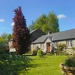 Courtyard Hébergement de vacances *