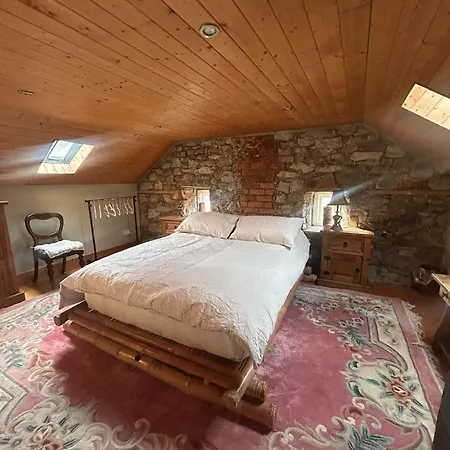 Courtyard Holiday home