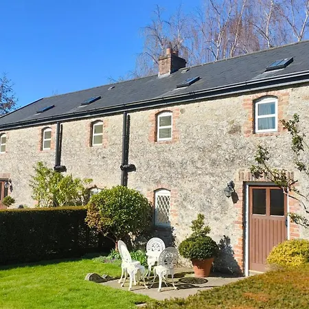 度假居 Courtyard *