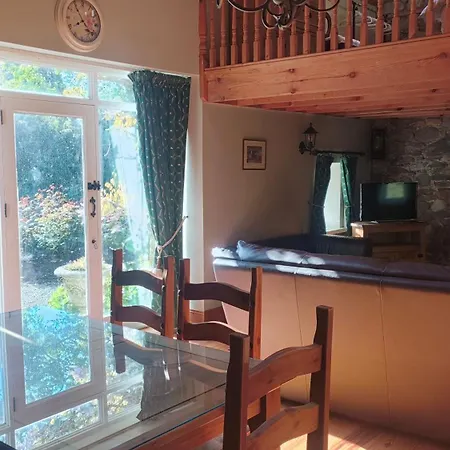 Courtyard Holiday home *